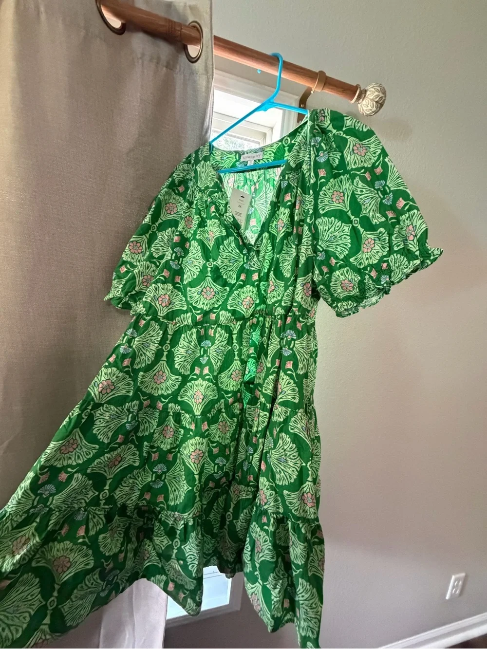 belk Green Floral Print Plus Size Dress - 2X - Picture 2 of 3